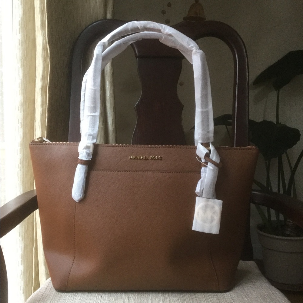 NWT Ciara Tote